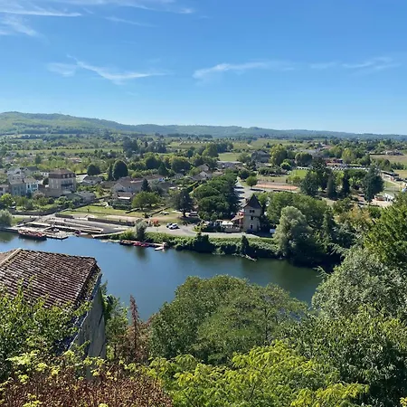 Deja Vu Apartment Montcabrier (Lot)